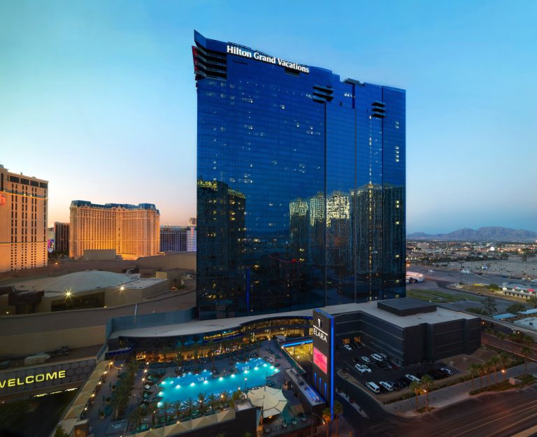 Hilton Grand Vacations exterior