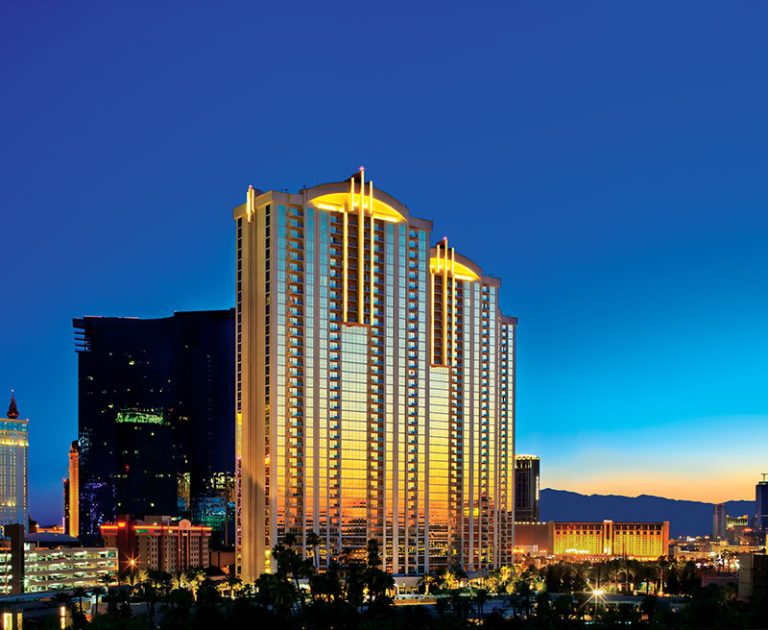 Signature exterior